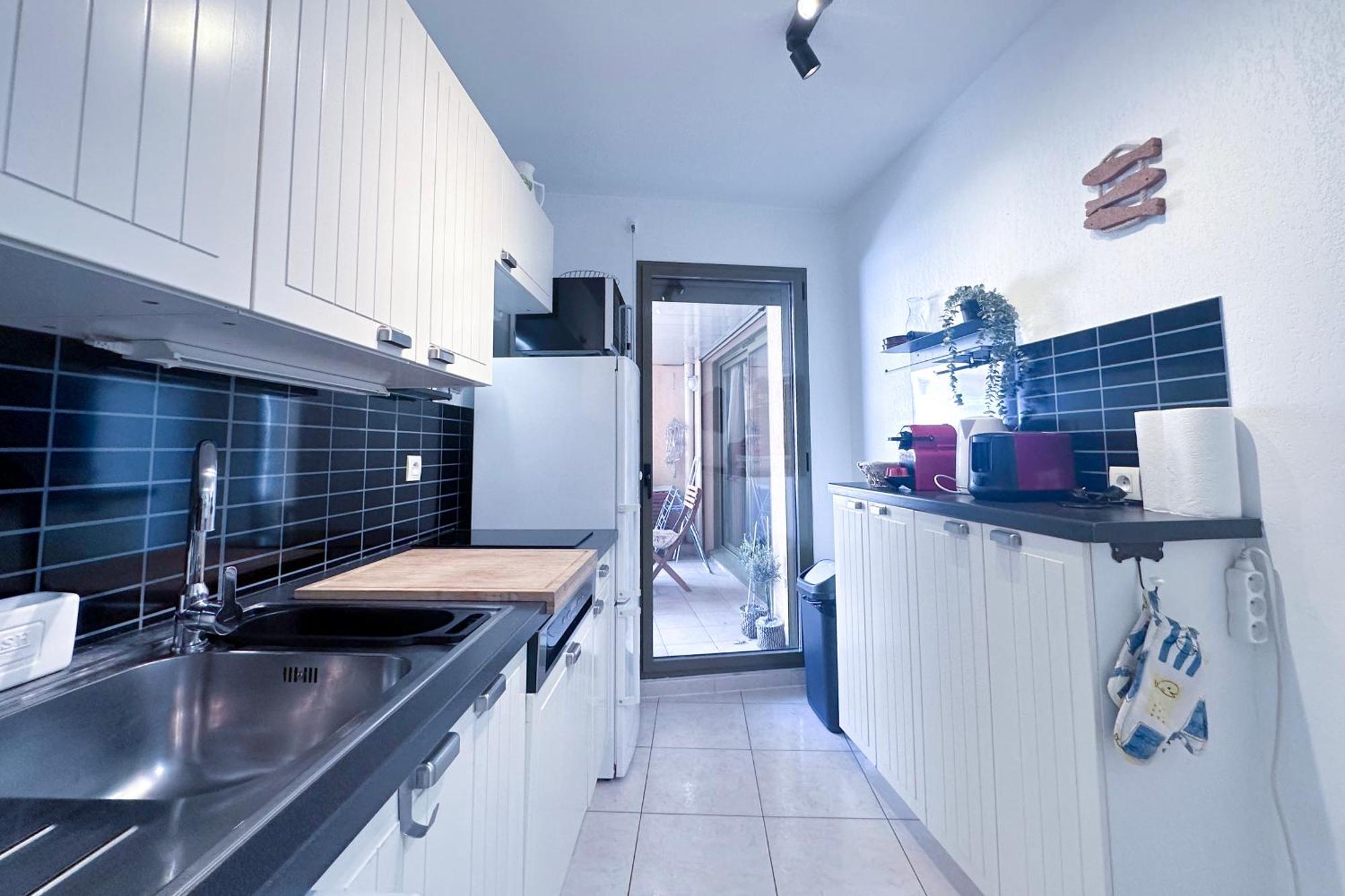 St Roch 2 - Appart 300 M De La Gare, Clim, Terrasse, Garage Antibes Eksteriør bilde